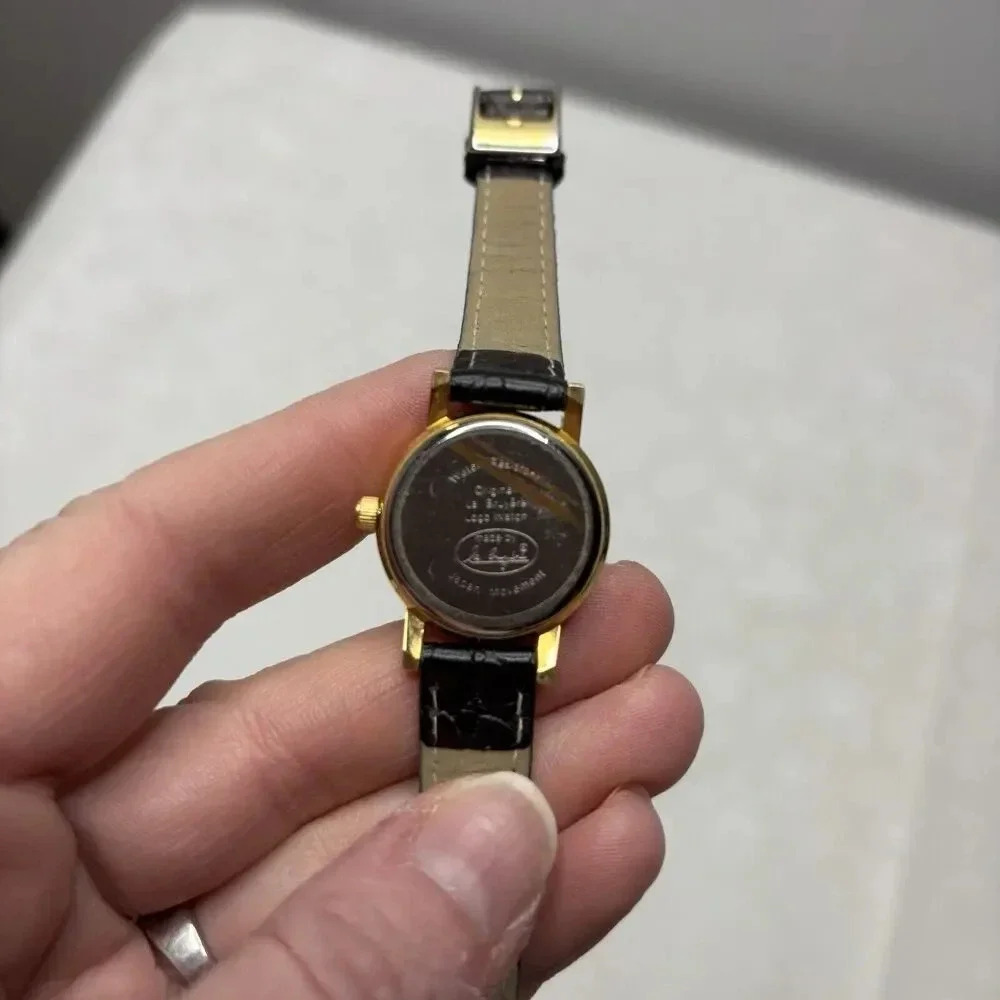 Vintage Comanche Watch - Picture 6 of 10